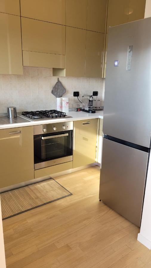 Ferienwohnung Meda Cozy Flat Mailand Exterior foto
